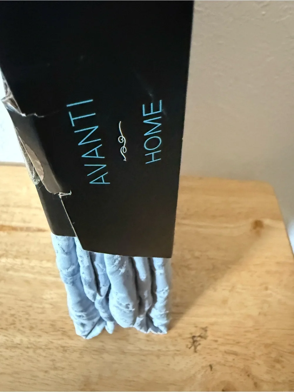 Avanti Modern Shells Shower Curtain in Light Blue.